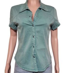 Pulp women's aqua button-down short sleeve casual top M